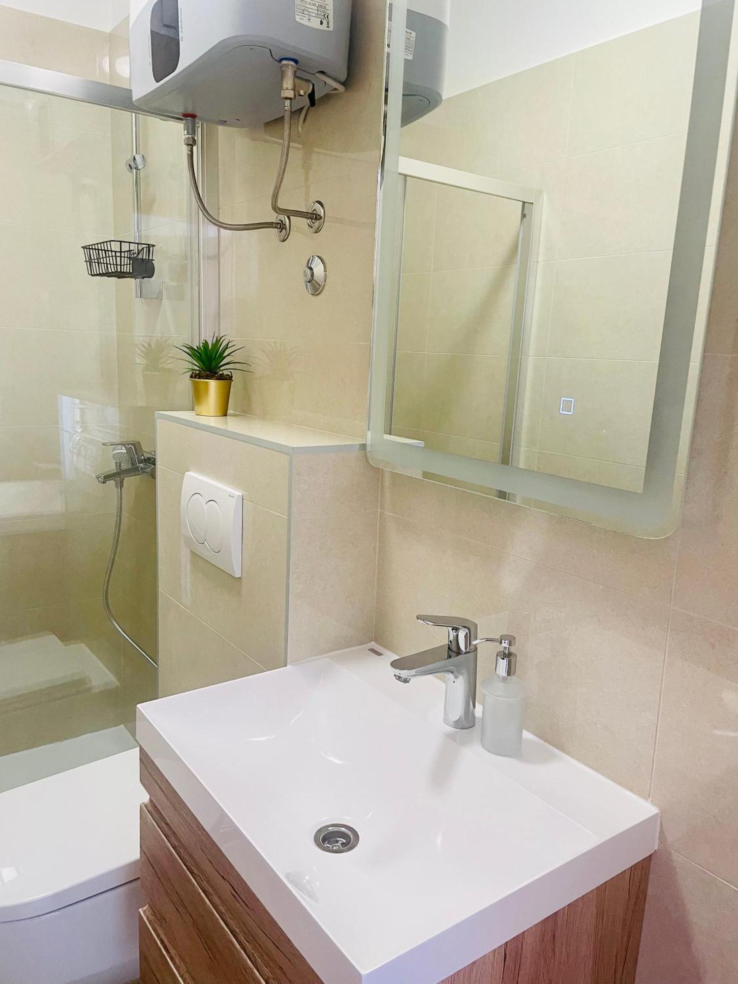 Apartments Sunny Elza Хвар Екстер'єр фото