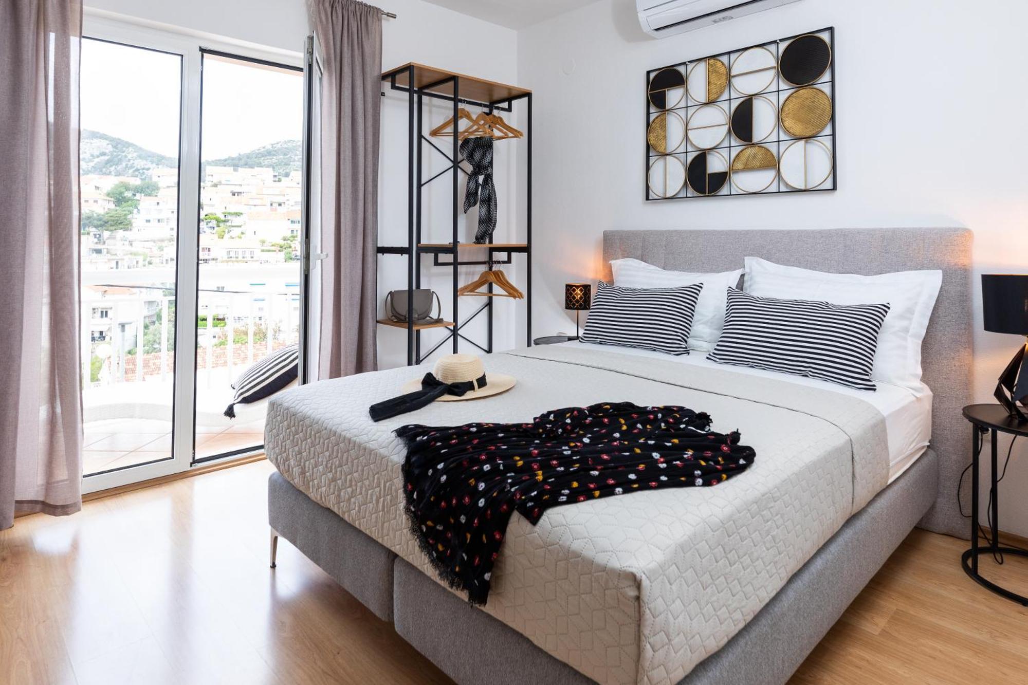 Apartments Sunny Elza Хвар Екстер'єр фото