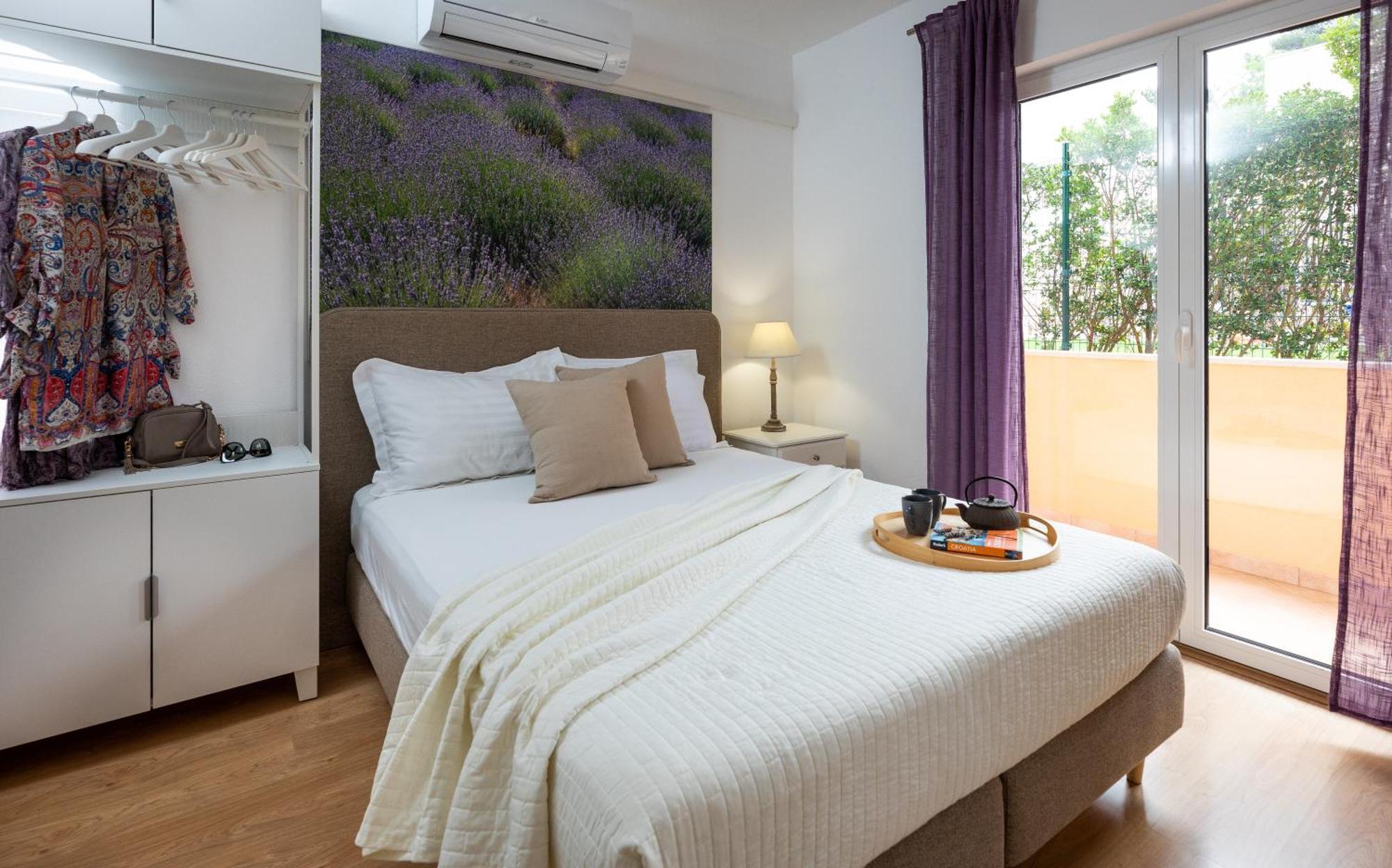 Apartments Sunny Elza Хвар Екстер'єр фото