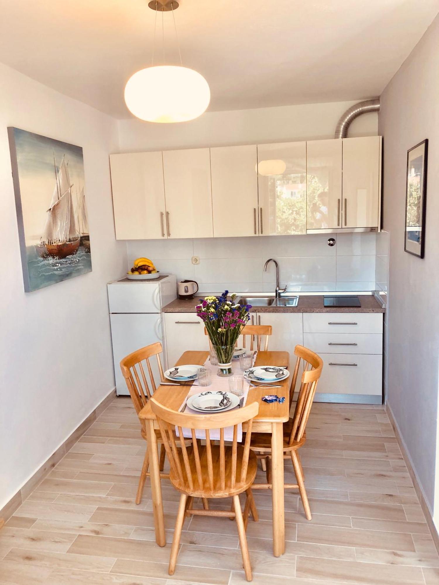 Apartments Sunny Elza Хвар Екстер'єр фото